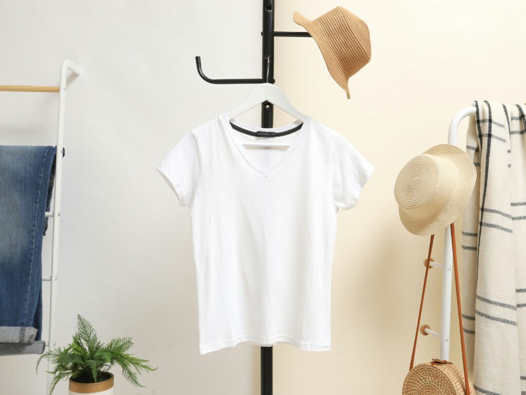 V-neck T-shirts