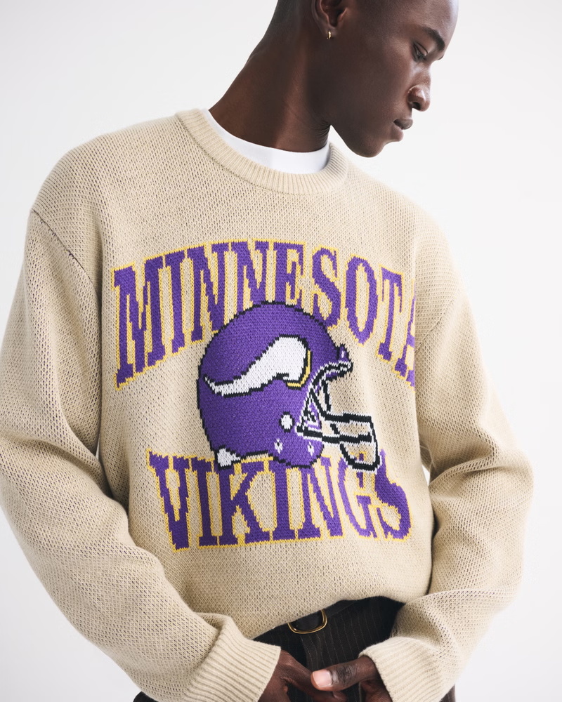 Trendy Minnesota Vikings Themed Knitted Top