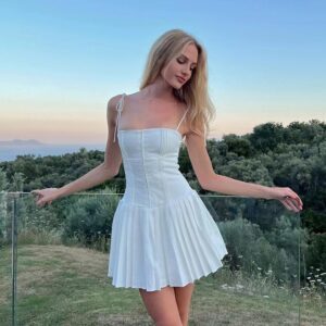 Backless pleated suspender skirt White sexy pure style dress